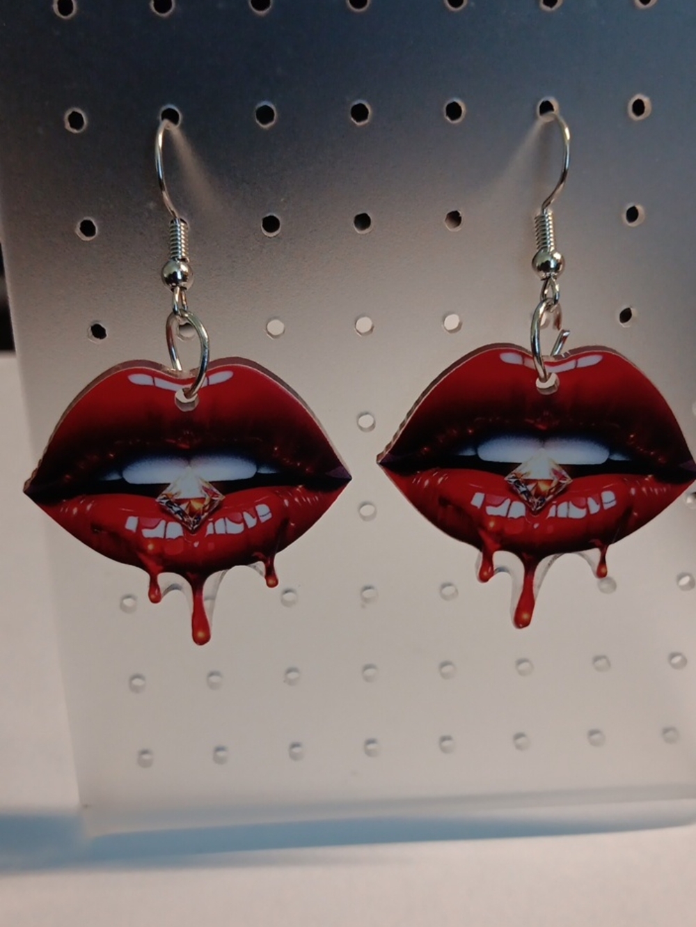 Lip Earrings with Diamond Accent (New)